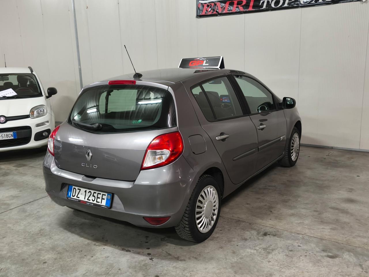 Renault Clio 1.2 16V 5 porte GPL Dynamique