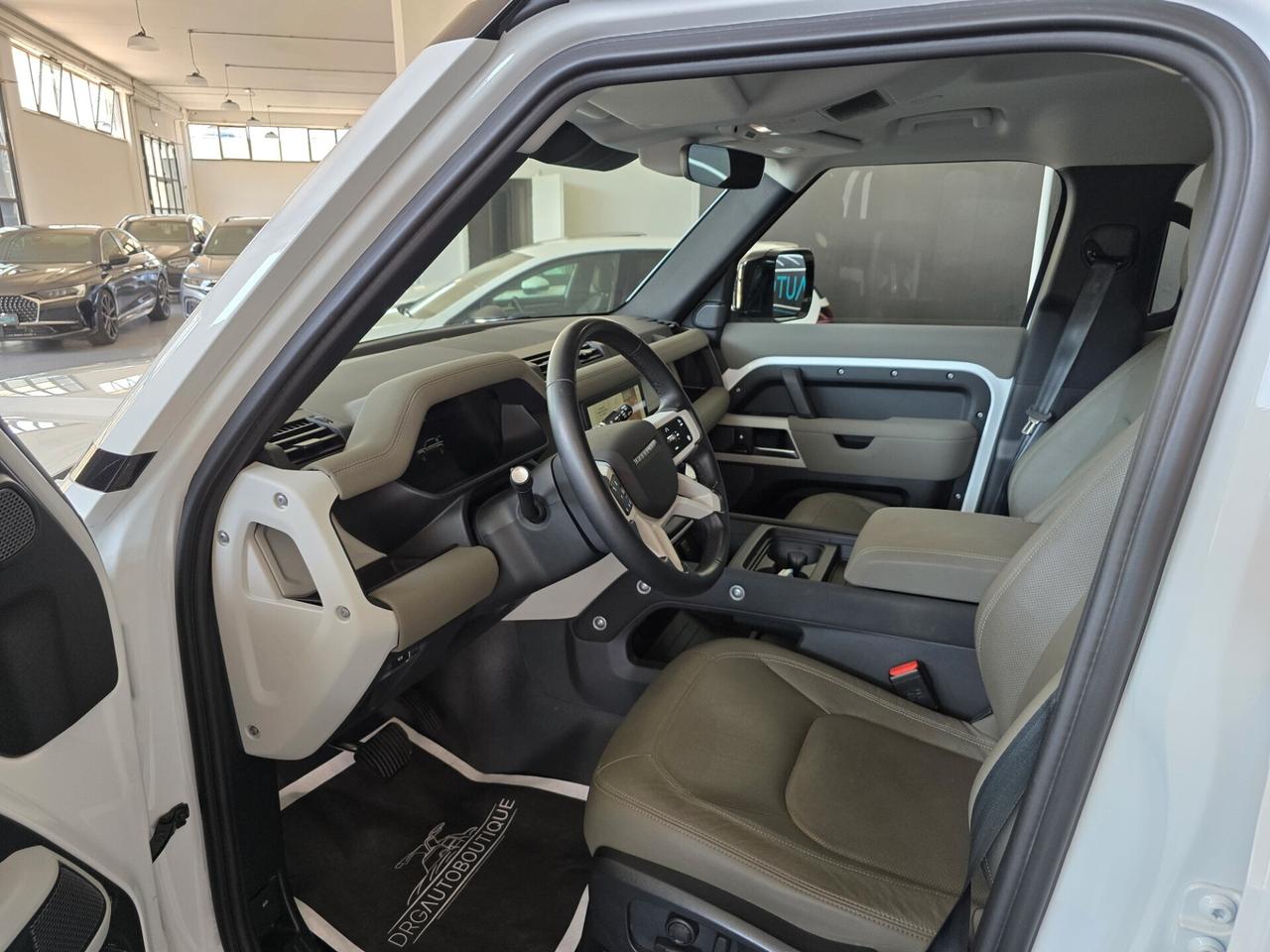 Land Rover Defender 110 3.0D I6 200 CV AWD Auto SE