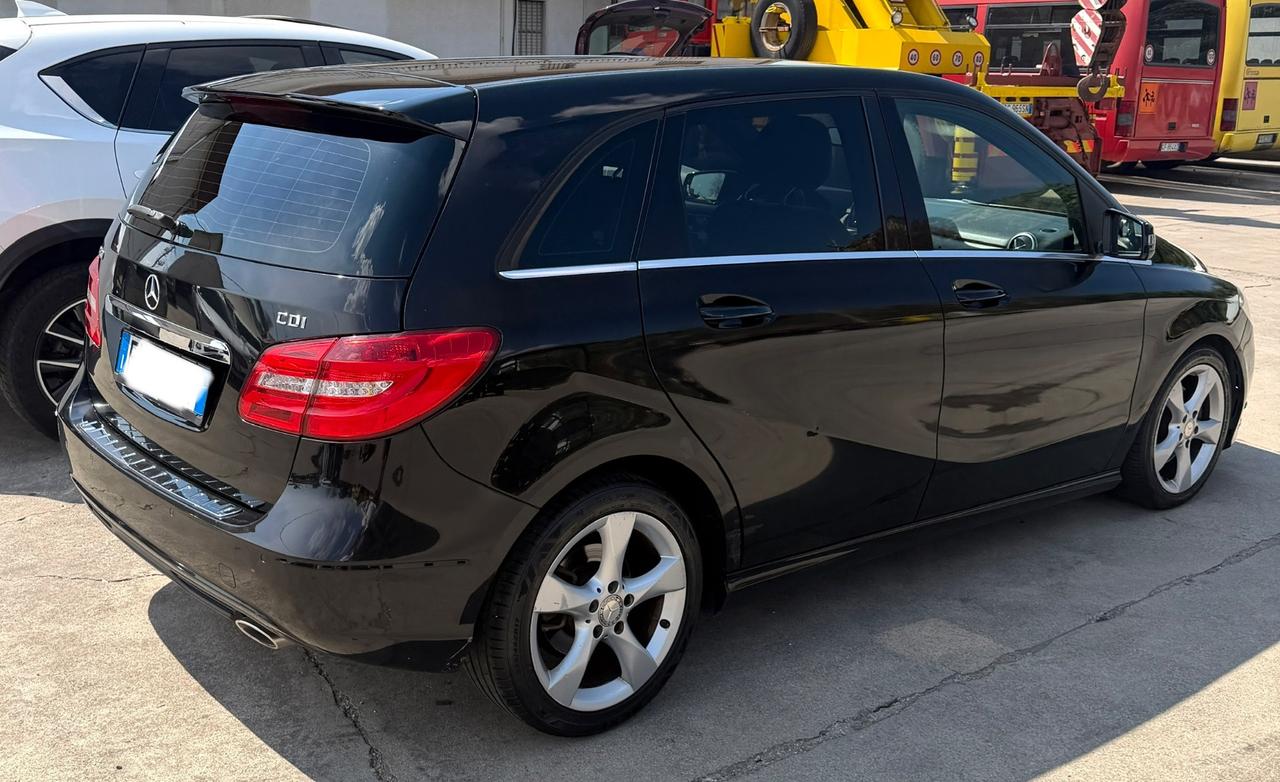 Mercedes-benz B 180 CDI 109CV Automatic Premium