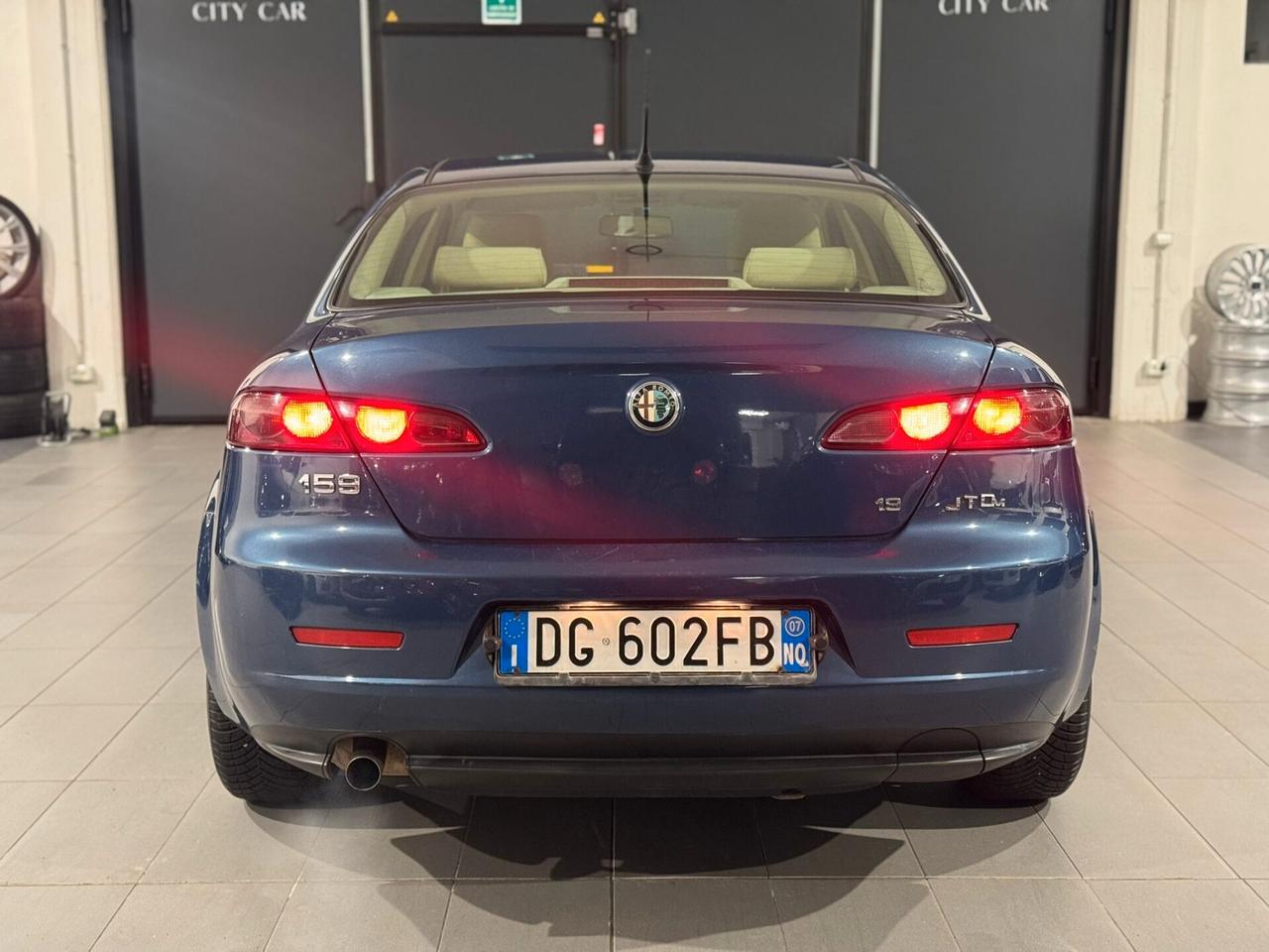 Alfa Romeo 159 1.9 JTDm 16V Exclusive