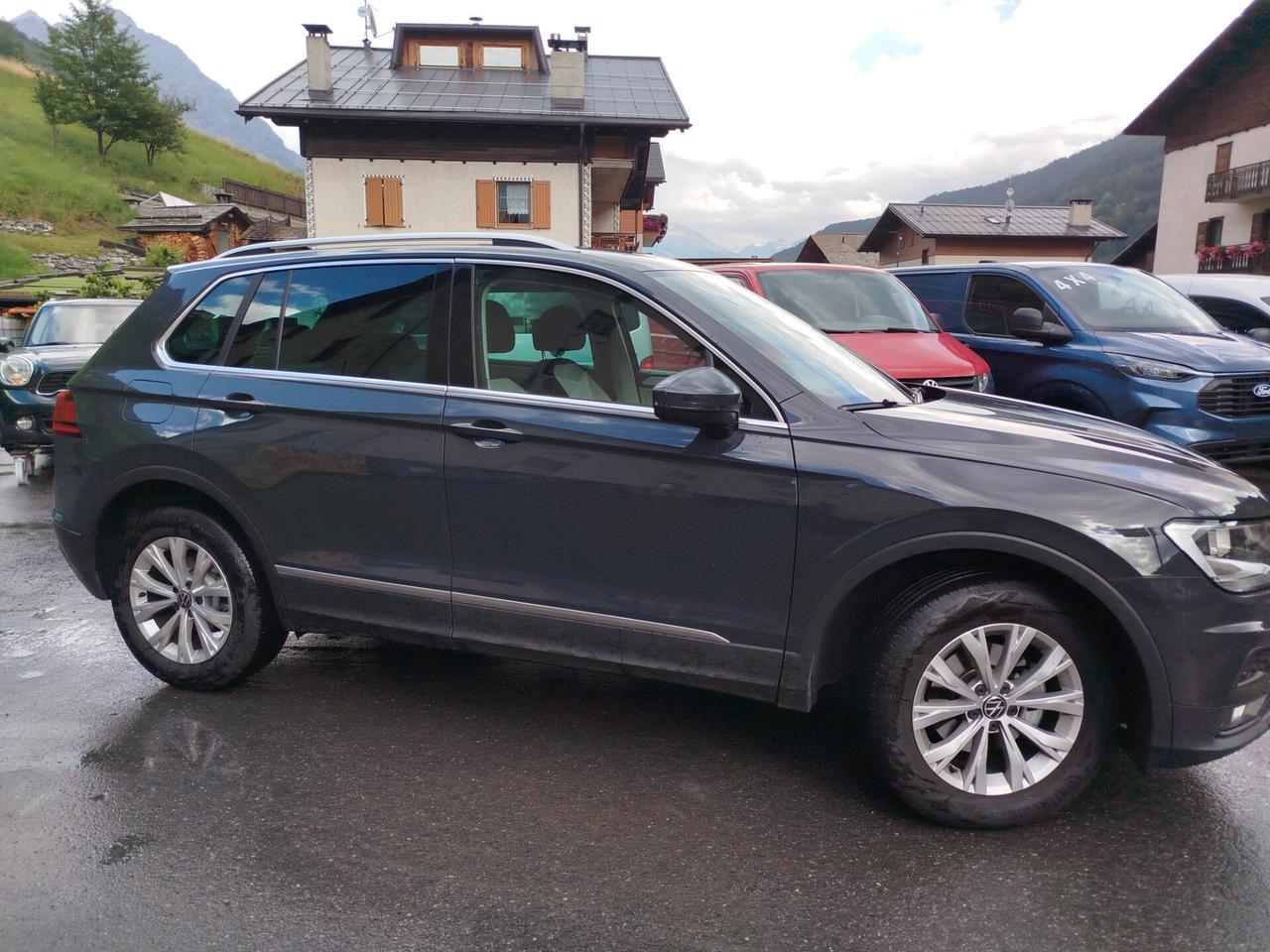 Volkswagen Tiguan 2.0 TDI SCR 4MOTION Business BlueMotion Technology