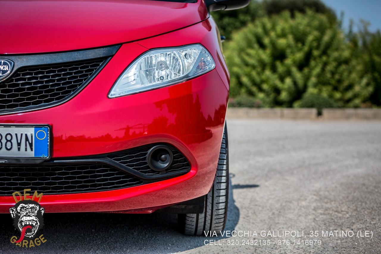 Lancia Ypsilon 1.2 69 CV 5 porte Elefantino Blu