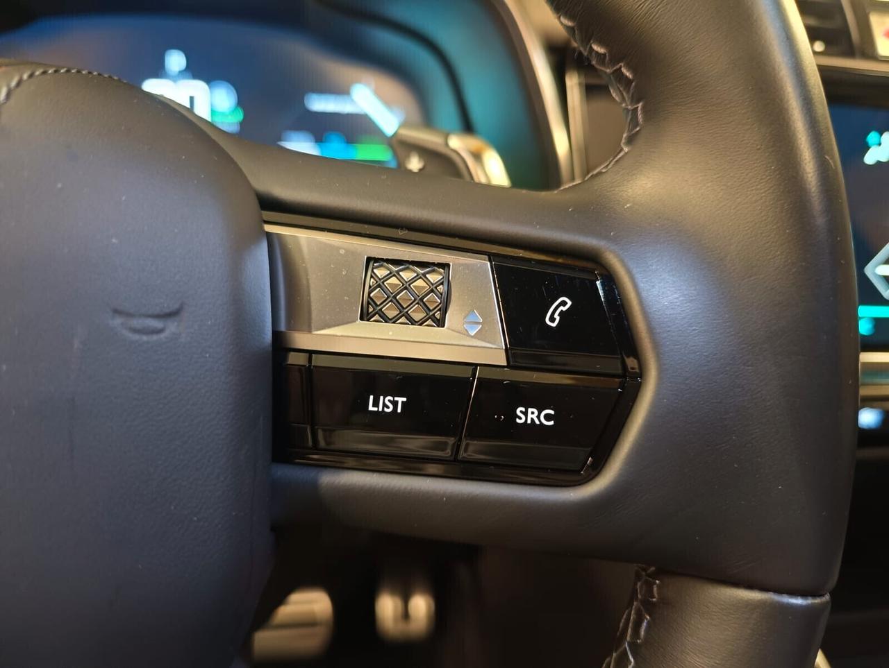 DS DS7 Crossback 1.6 E-Tthense Plug-In Hybrid 4×4 Ligne Noire