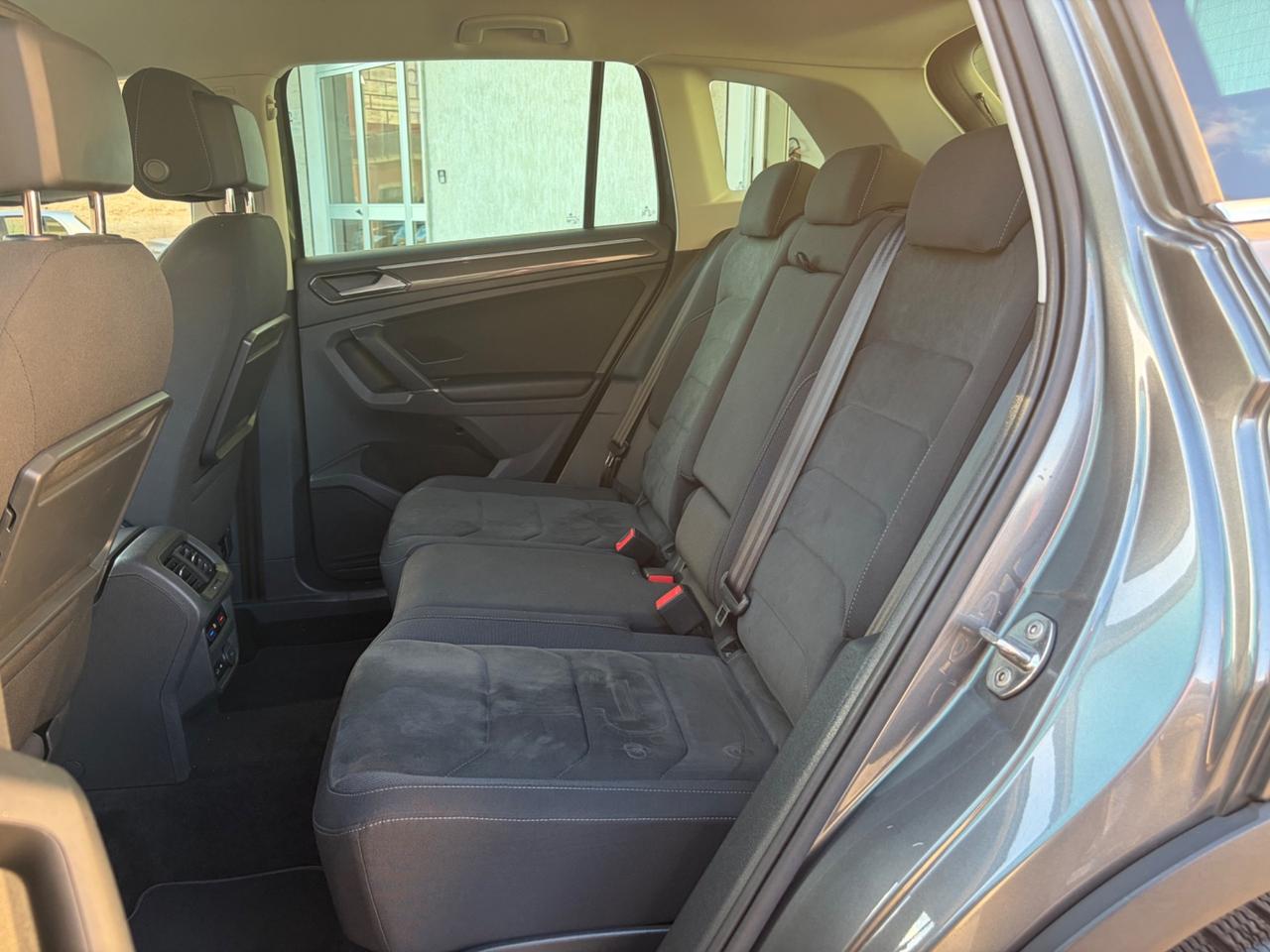 Volkswagen Tiguan 2.0 TDI SCR DSG 4MOTION Advanced BMT