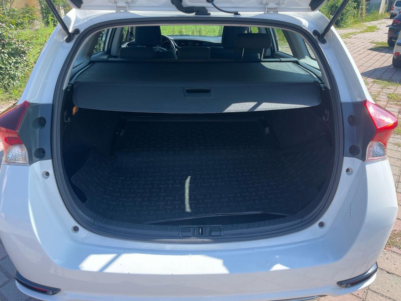 Toyota Auris prius 1.8 Hybrid executive automatica