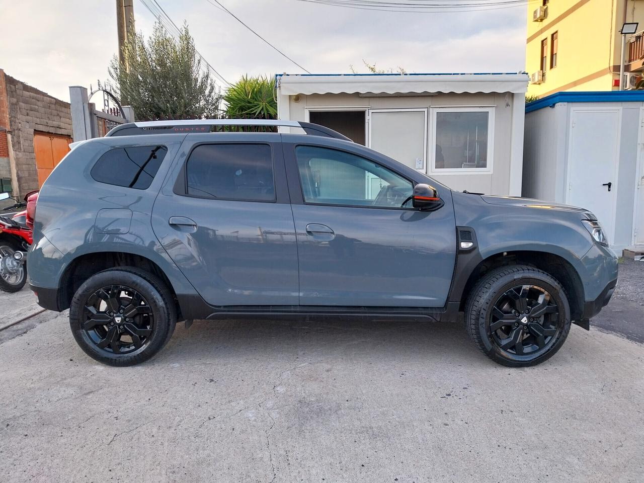 DACIA DUSTER BENZINA-GPL UNICOPROPRIETARIO 2022