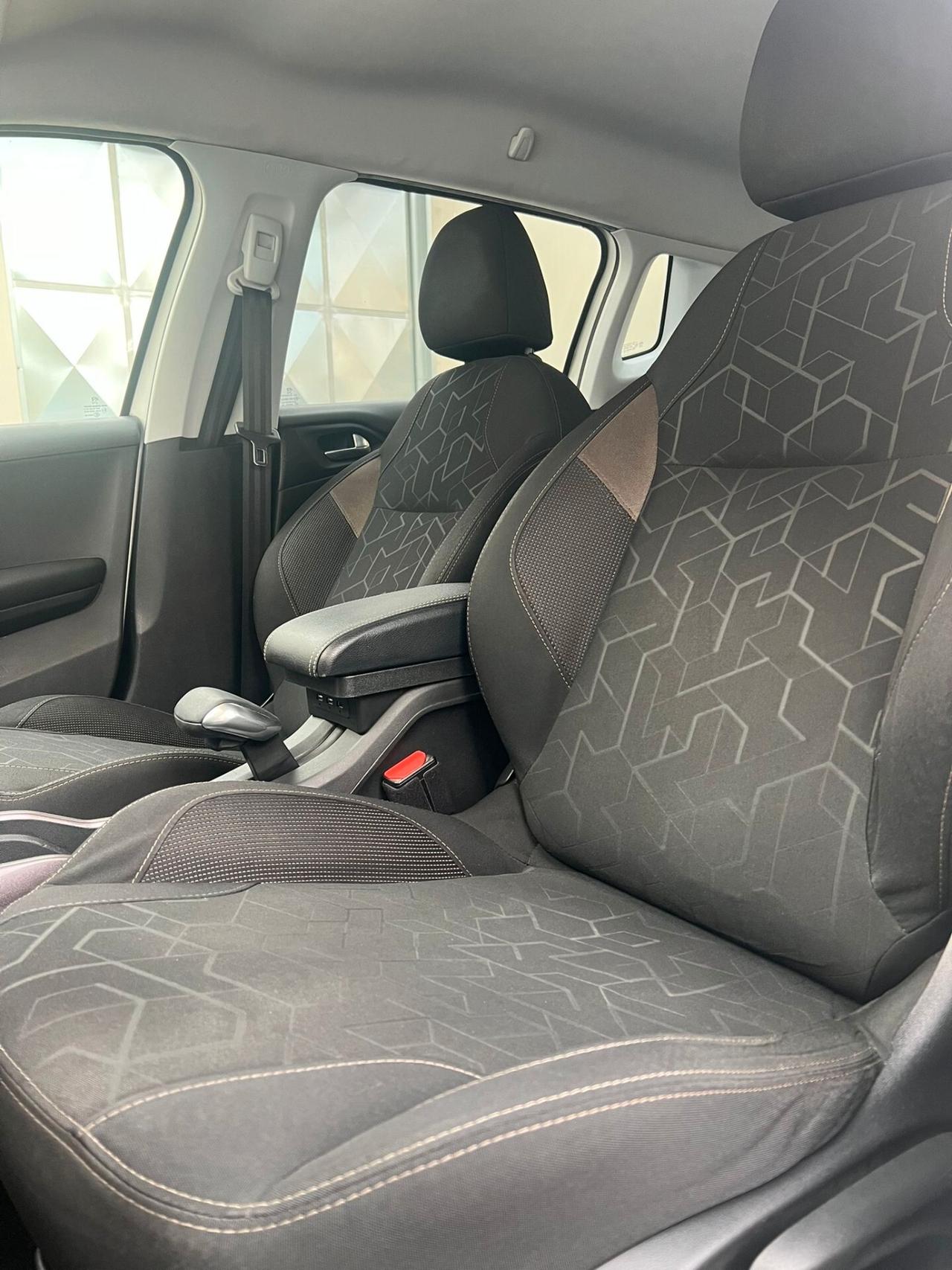 PEUGEOT 2008 1.6 HDi 92 CV 2015!!! ALLURE!!!