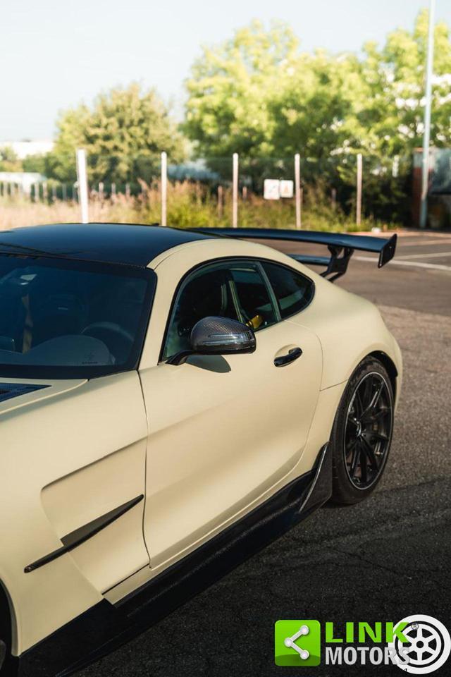 MERCEDES-BENZ GT AMG R