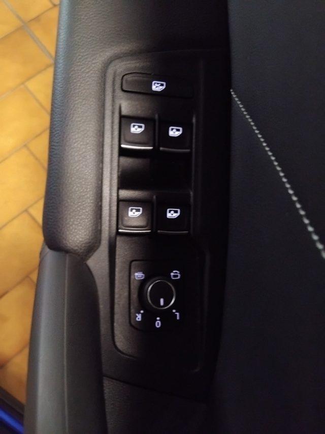 VOLKSWAGEN Tiguan 1.5 TSI DSG ACT R-Line 20" C/GRIMALDI SPECIAL DAY