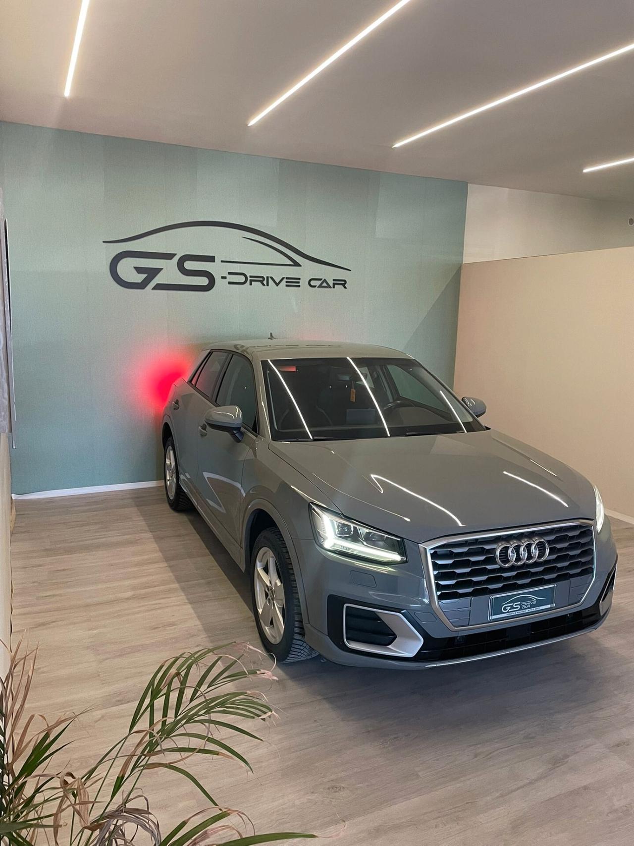 Audi Q2 1.600cc 116cv TDI S tronic line Automatico