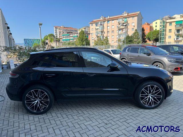 PORSCHE Macan 2.0