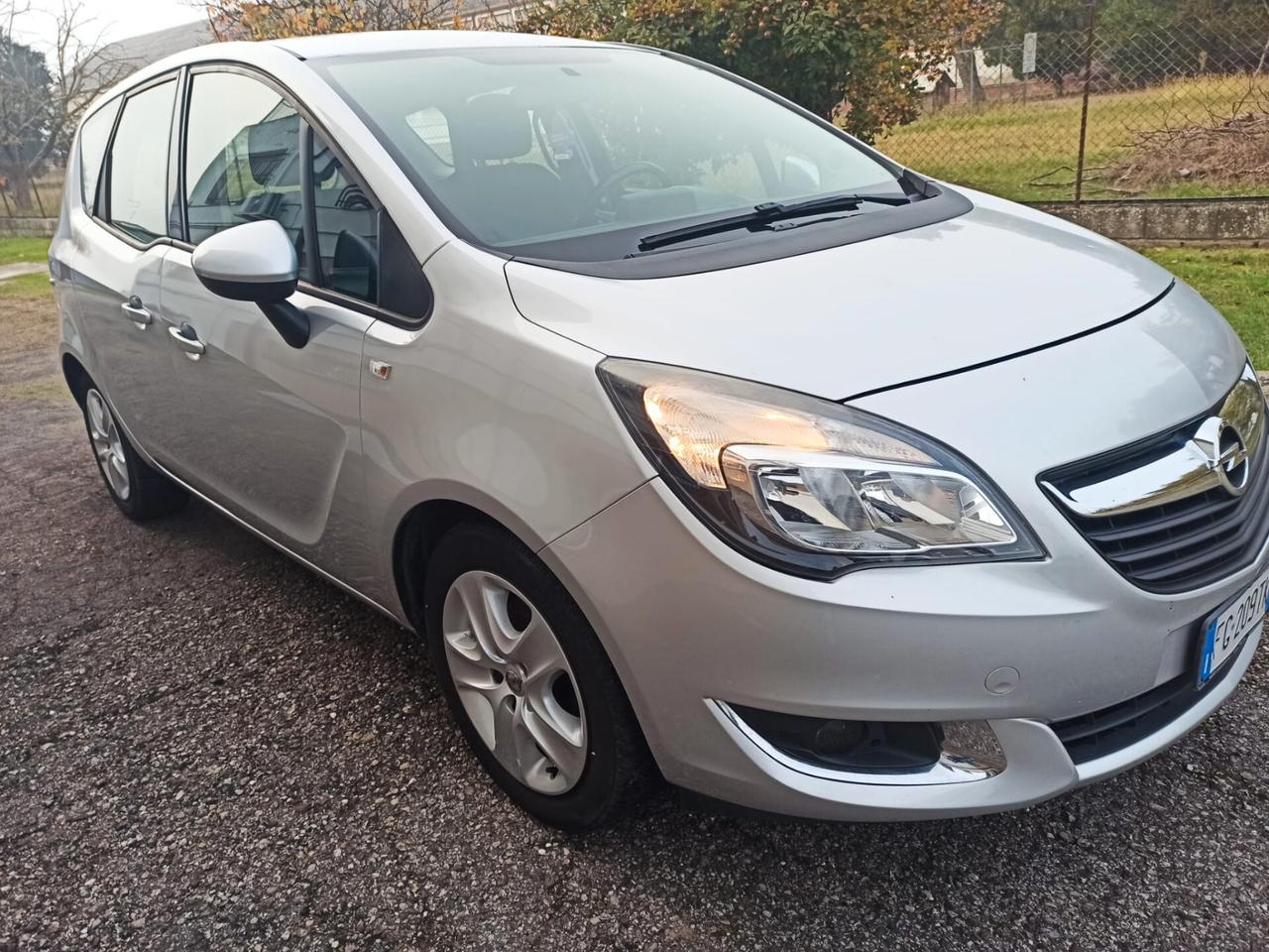 FINANZIABILE a GPL opel MERIVA neopatentati PERMUTE