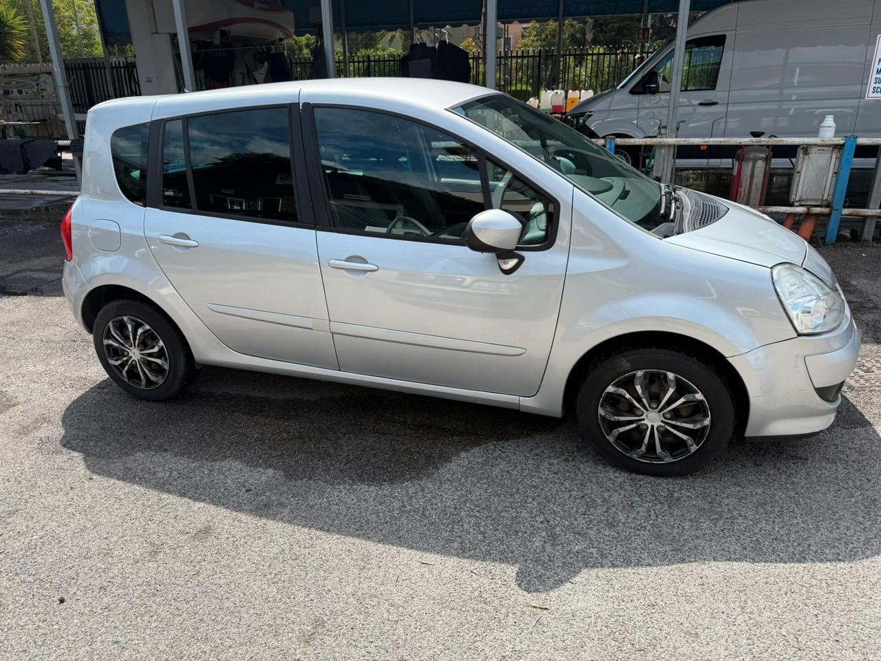 Renault Modus 1.2 16V TCE Live