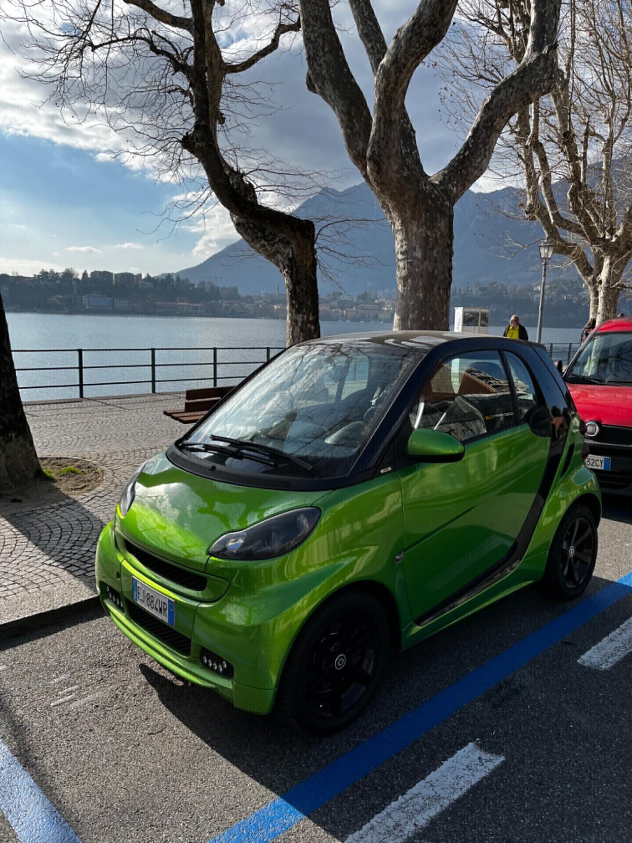 Smart ForTwo 1000 52 kW coupé pure