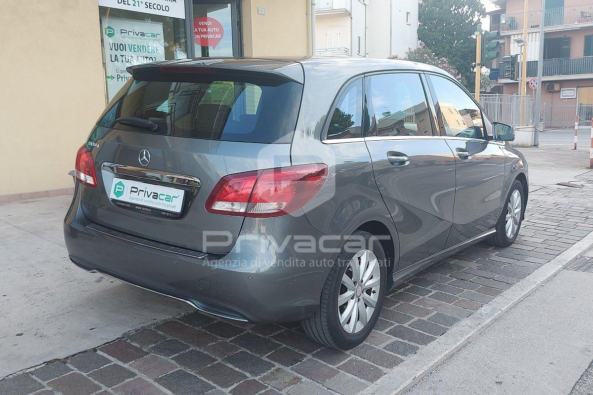 MERCEDES B 180 d Business Extra