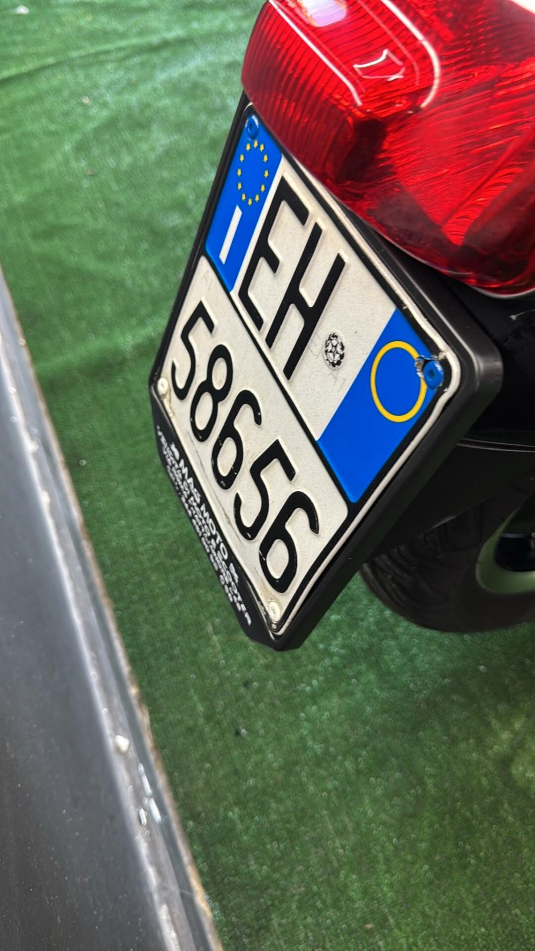 Piaggio Vespa 300 GTS