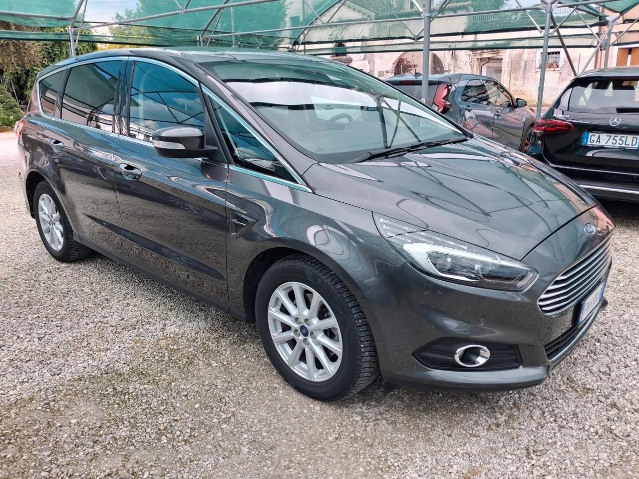 Ford S-Max 2.0 tdci Titanium s&s 150cv powershift 7p.ti