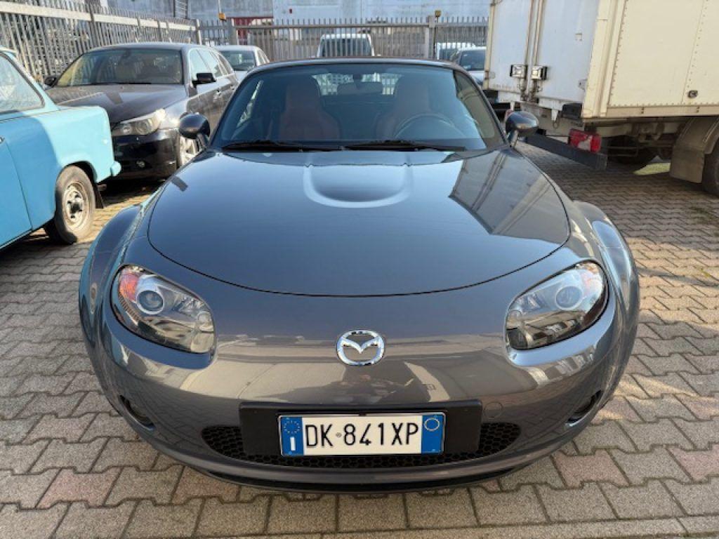 Mazda MX-5 Roadster 2.0L 16V Wind