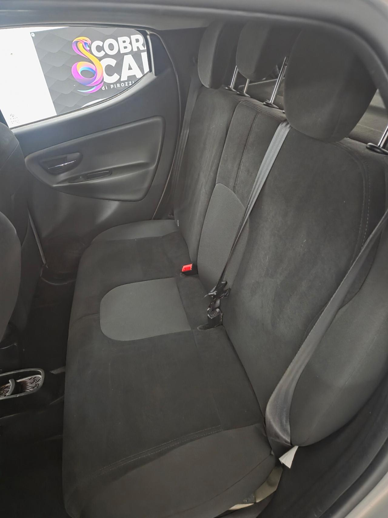 Lancia Ypsilon 0.9 TwinAir 85 CV 5 porte S&S Silver