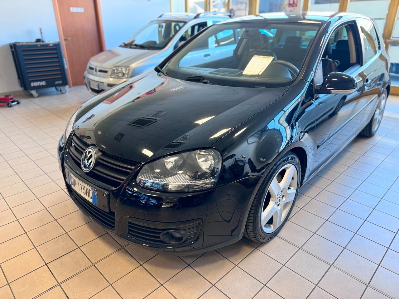 Volkswagen Golf 2.0 TDI 3p. GT Sport