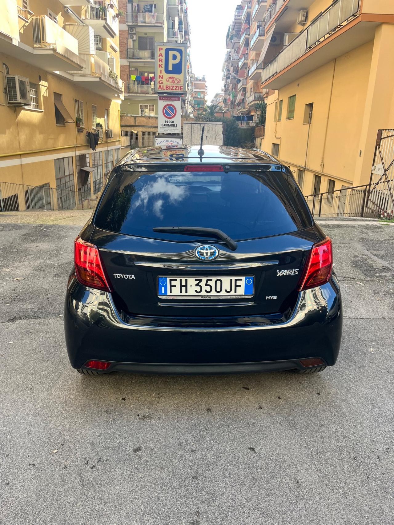 Toyota Yaris Trend red edition full optional