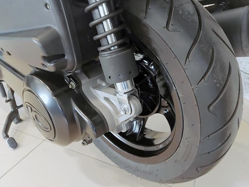 Kymco Xciting 300i R
