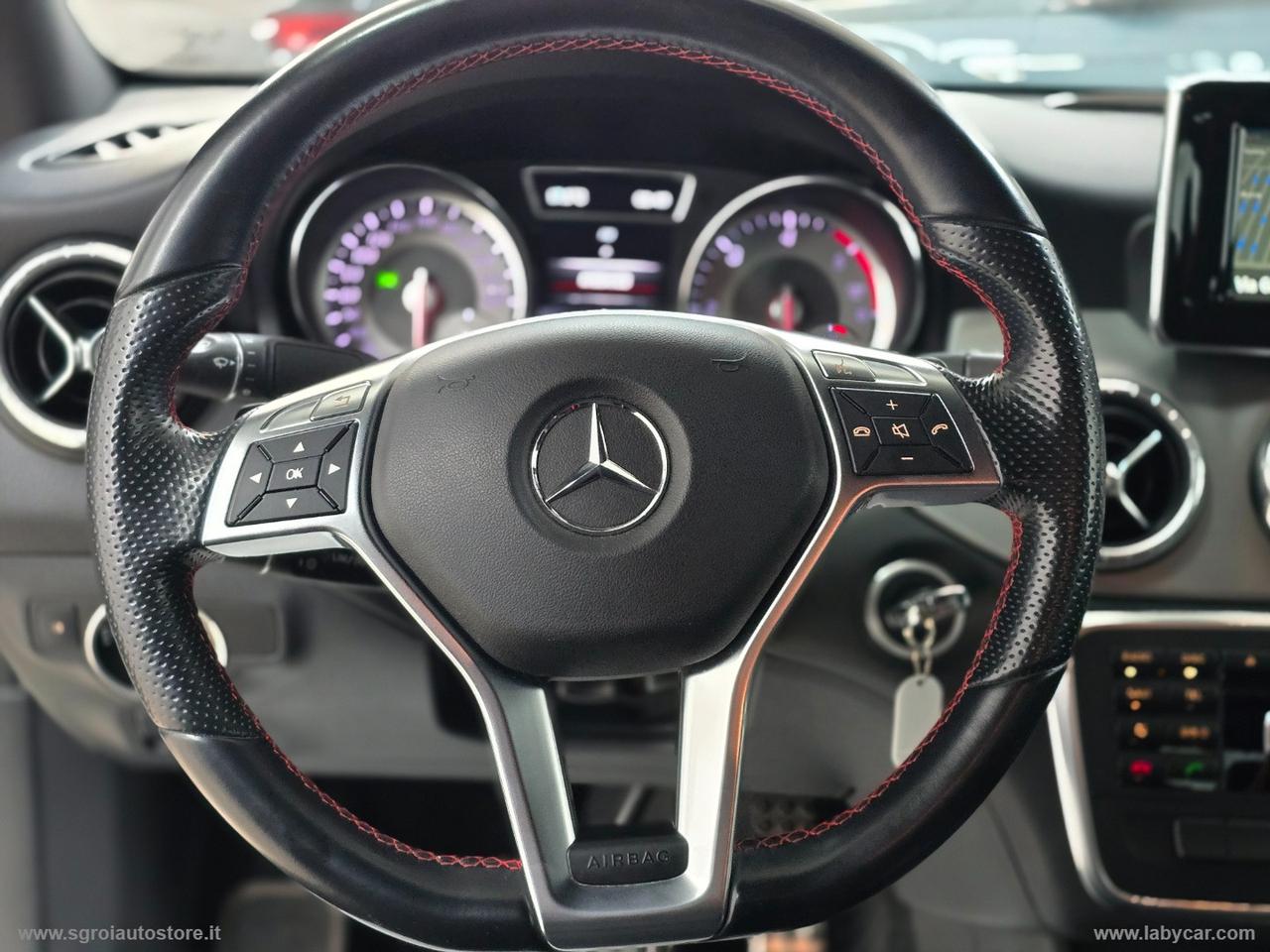 MERCEDES-BENZ CLA 220 CDI Automatic Premium