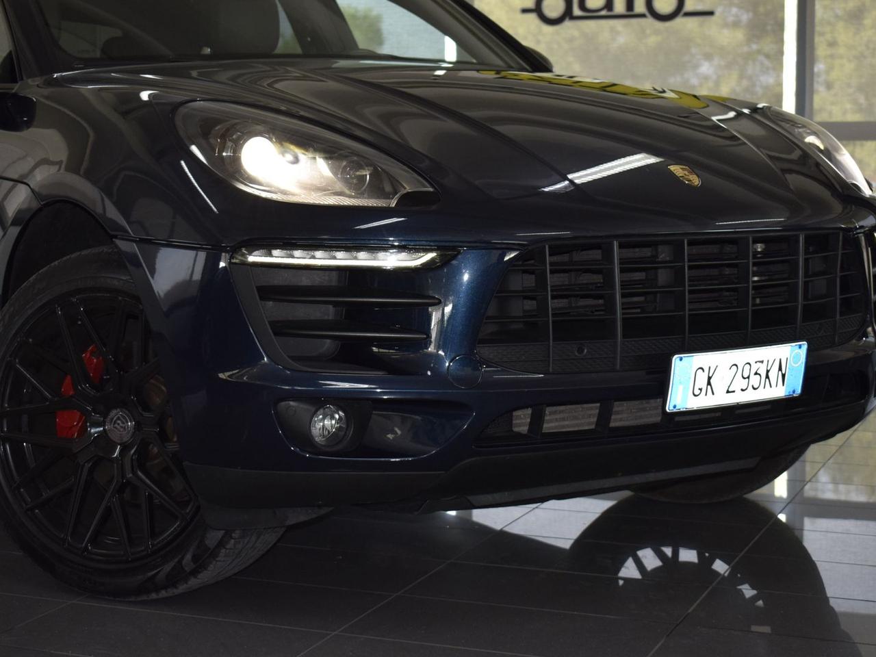 Porsche Macan 2.0 benzina 250CV