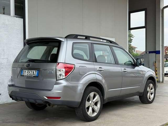 Subaru Forester Forester III 2009 2.0d X 6mt