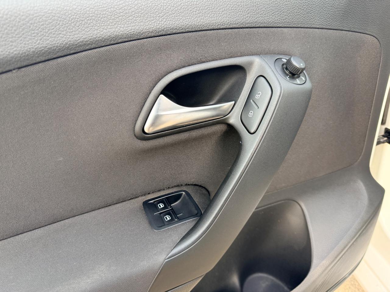 Volkswagen Polo 1.4 DSG 3p. Highline “POCHI KM”