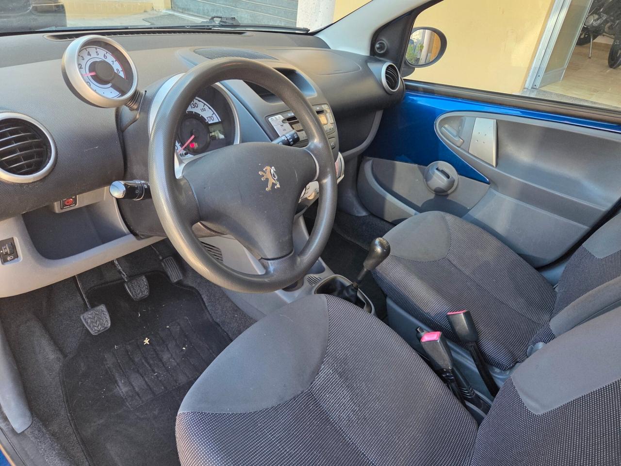Peugeot 107 / Citroen C1 1.0 68CV 5p. Sweet Years