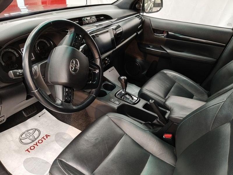 Toyota Hilux 2.4 D-4D A/T 4WD 4 porte Double Cab Executive+