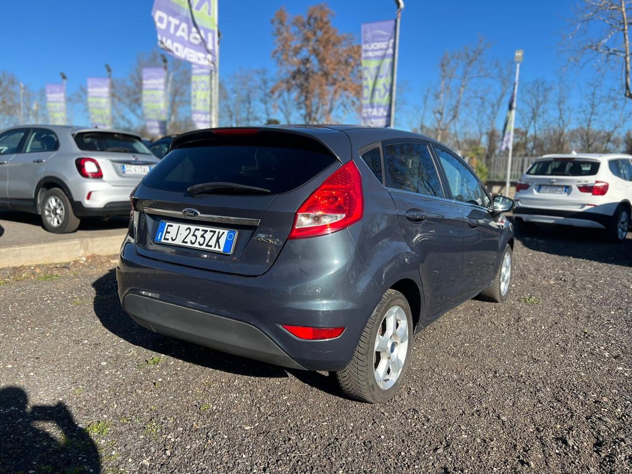 Ford Fiesta 1.4 TDCi 70CV 5 porte Titanium