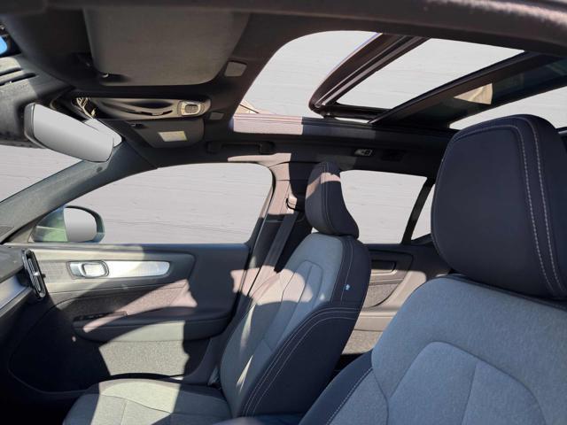 VOLVO XC40 T4 Recharge Plug-in Hybrid Inscription Exp | Tetto