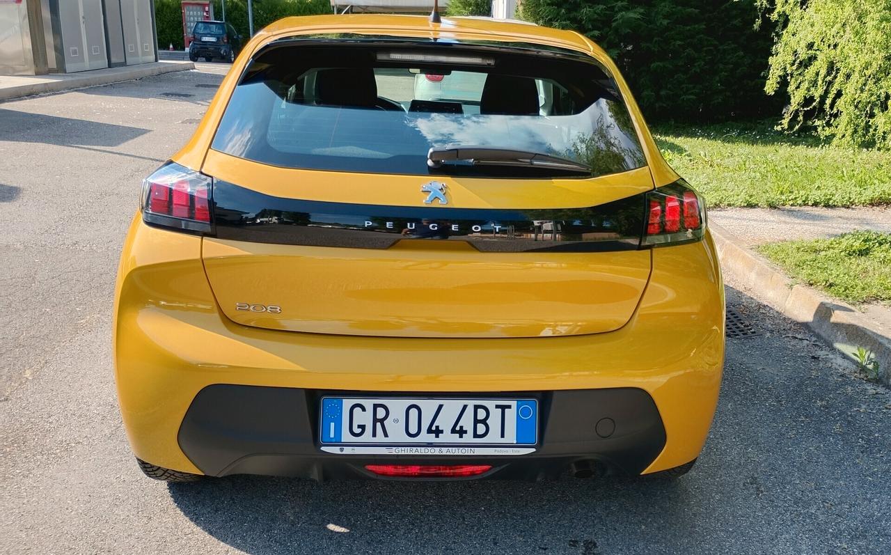 Peugeot 208 PureTech 15000km!!!