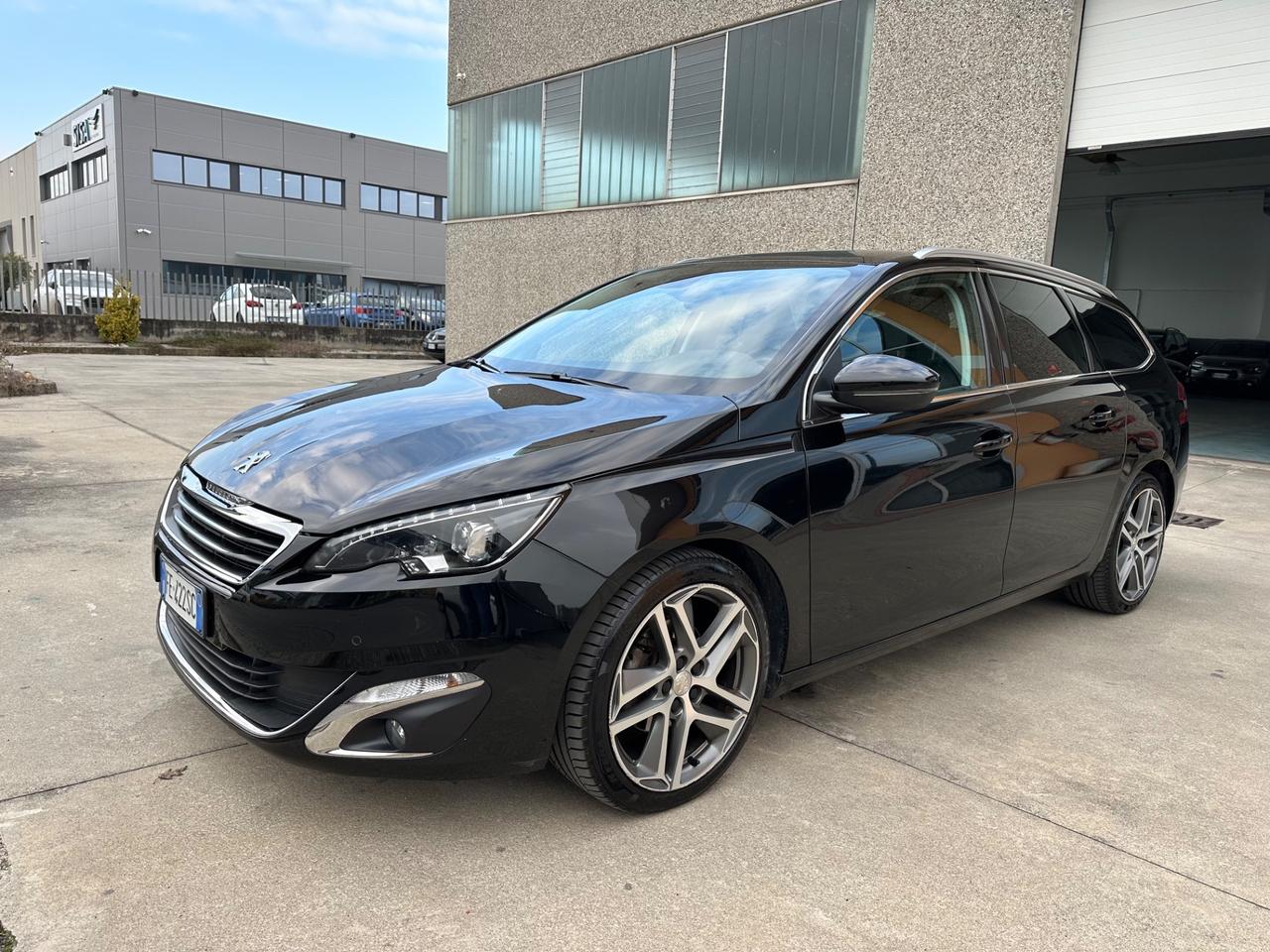 Peugeot 308 BlueHDi 120 S&S EAT6 SW Allure