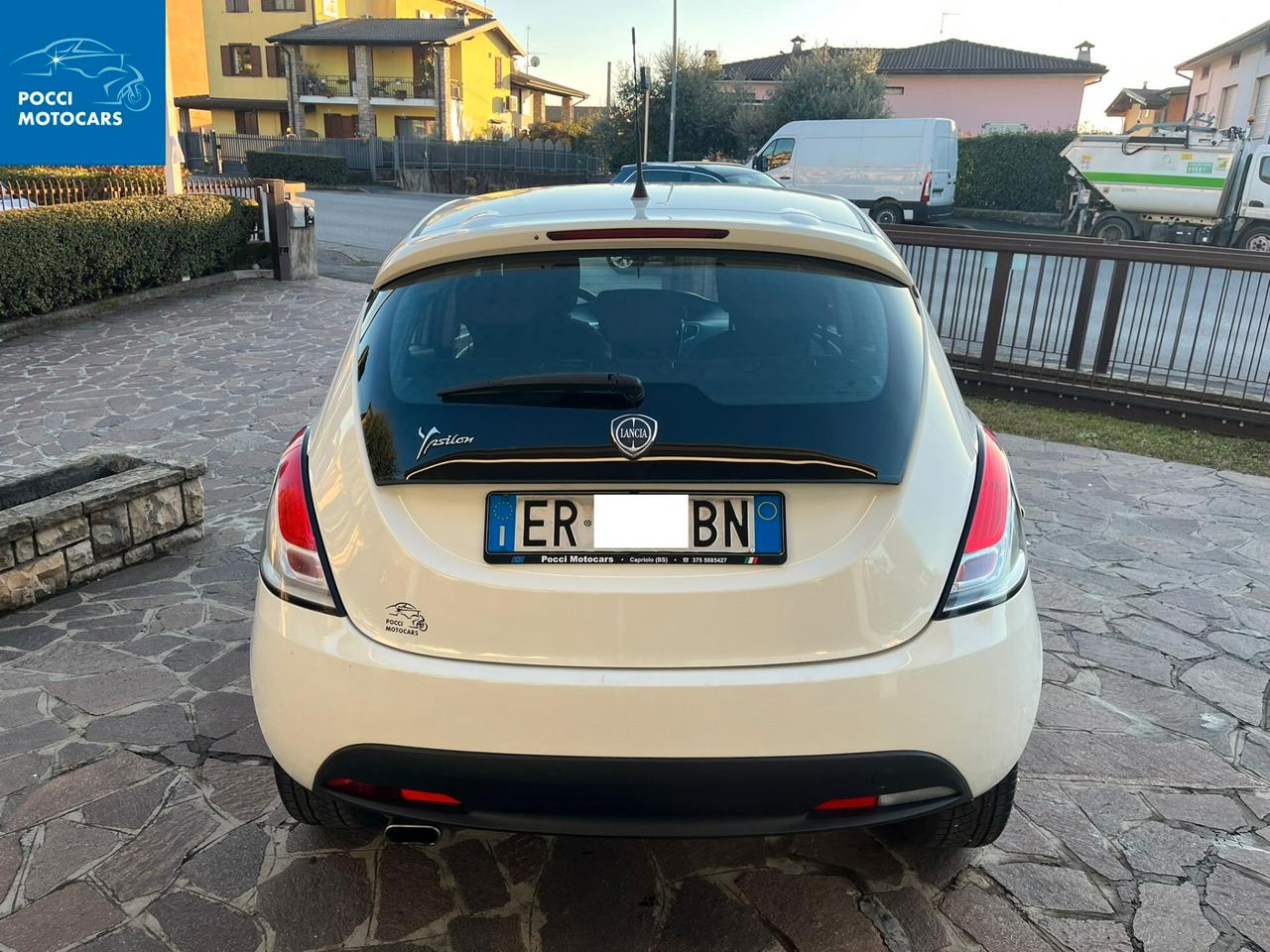 Lancia Ypsilon 1.2 69 CV 5 porte S&S Silver