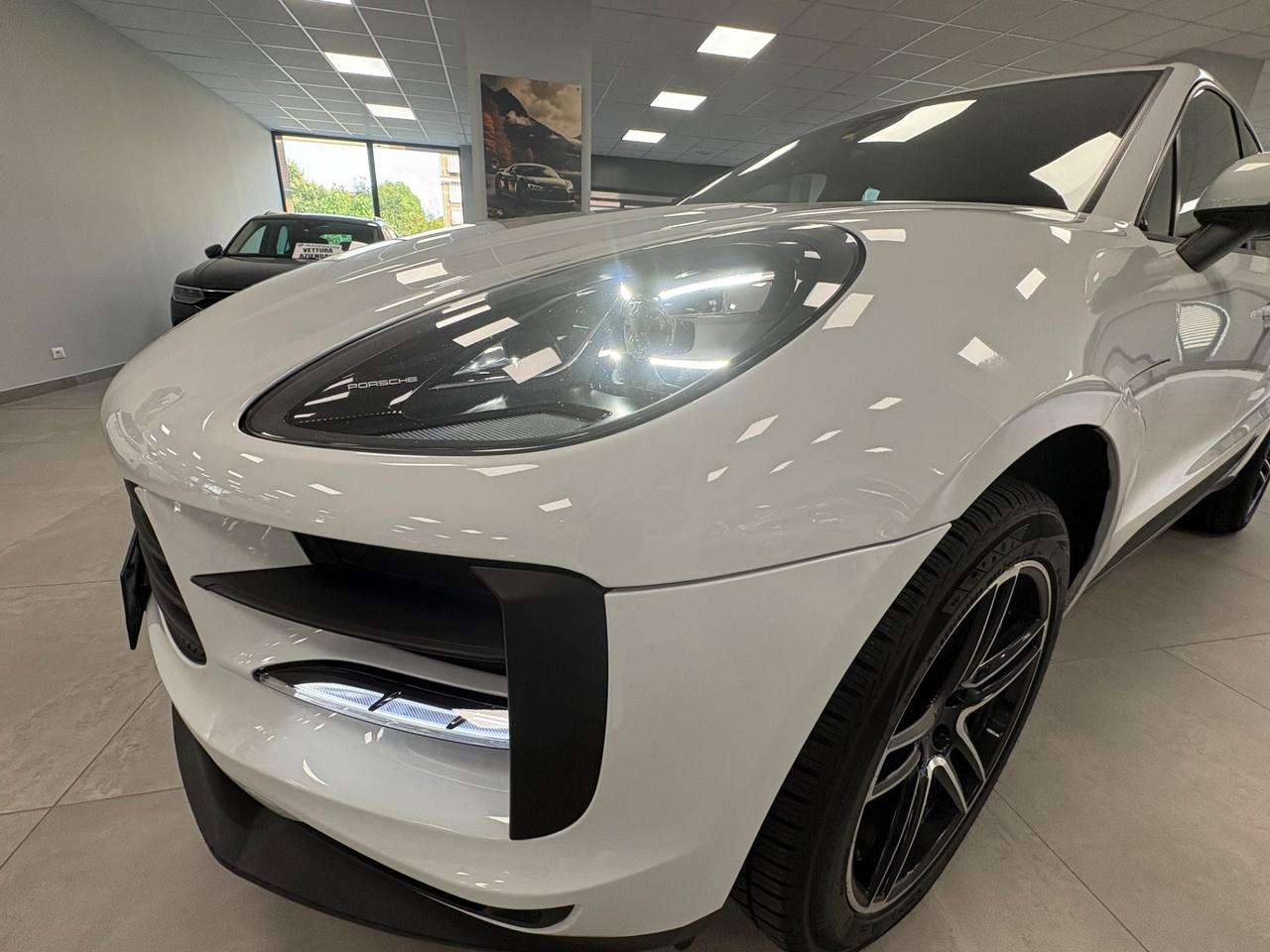 Porsche Macan 2.0 Benzina 245cv 2020 km 137000