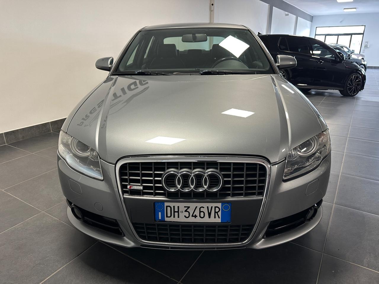 AUDI A4 BERLINA 1.9 S-LINE 116CV UNIPRO PRONTA CONSEGNA