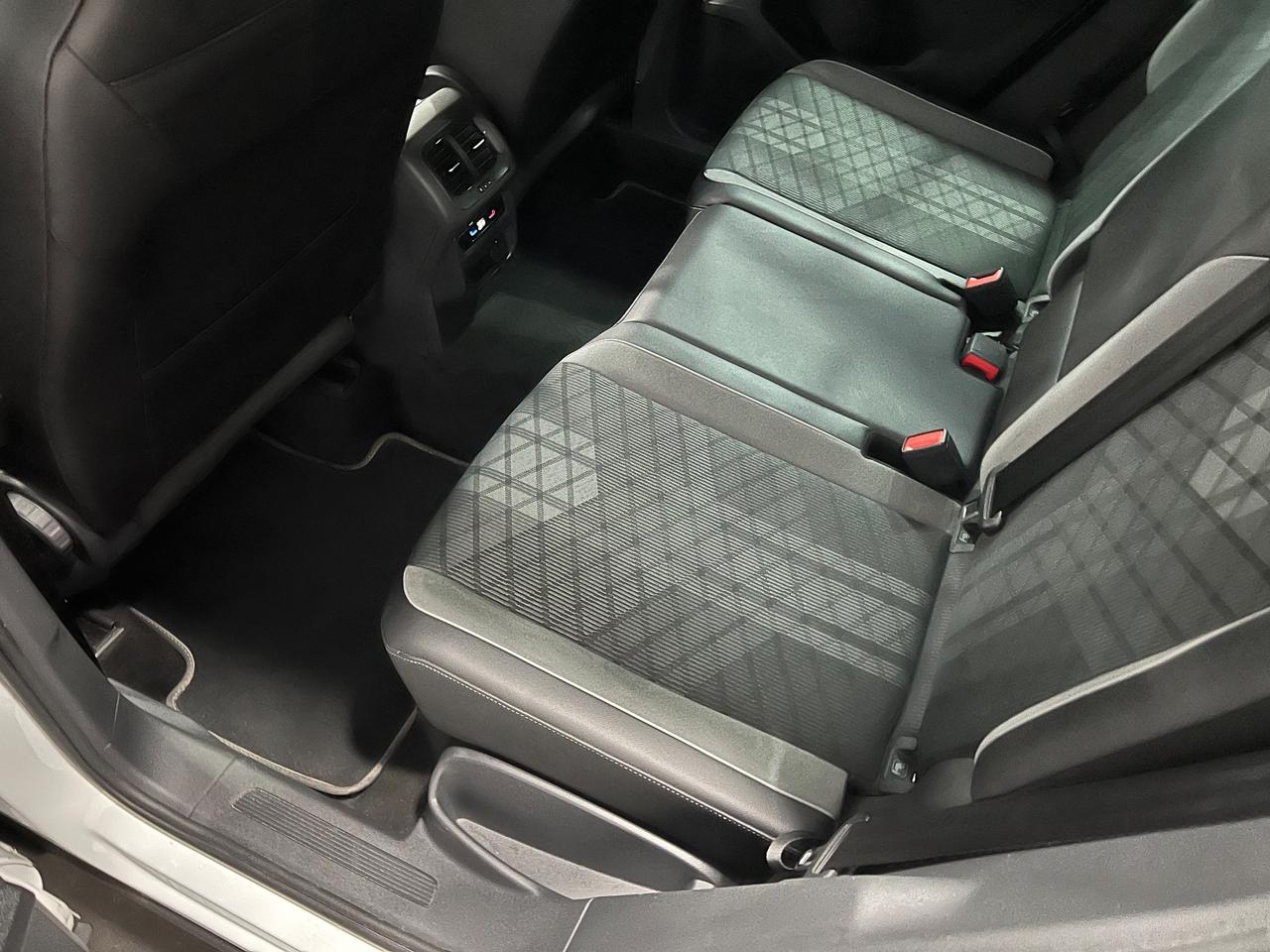 VOLKSWAGEN TIGUAN 1.4 TSI DSG E-Hybrid R-Line 245 cv