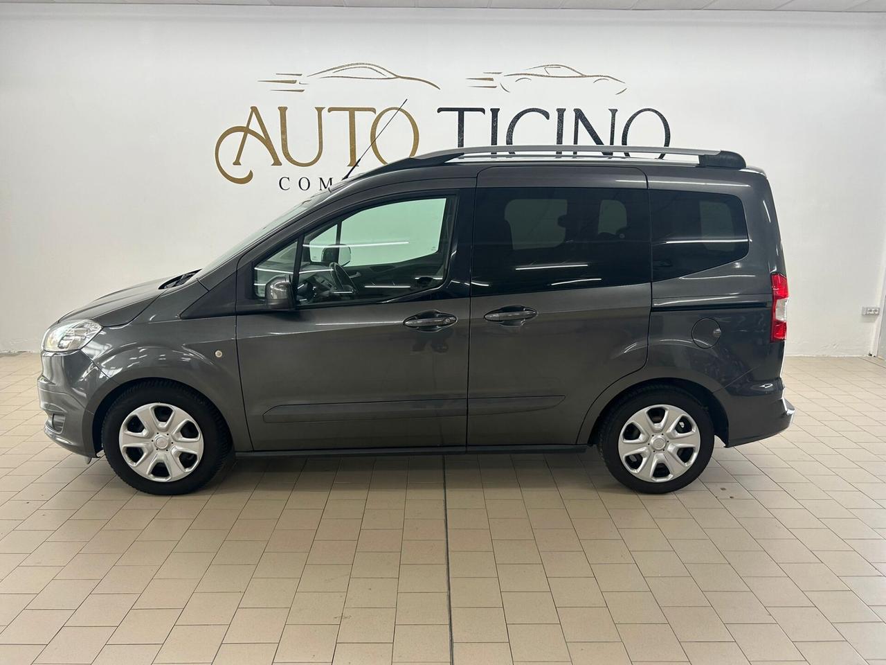 Ford Tourneo Courier Tourneo Courier 1.5 TDCI 75 CV Titanium