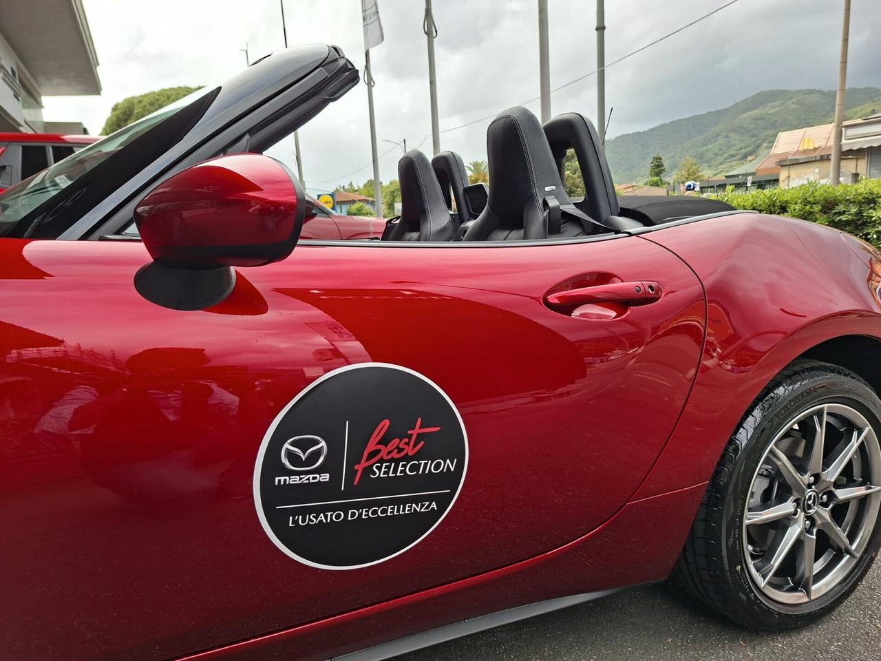 Mazda MX-5 1.5L Skyactiv-G Exclusive-Line