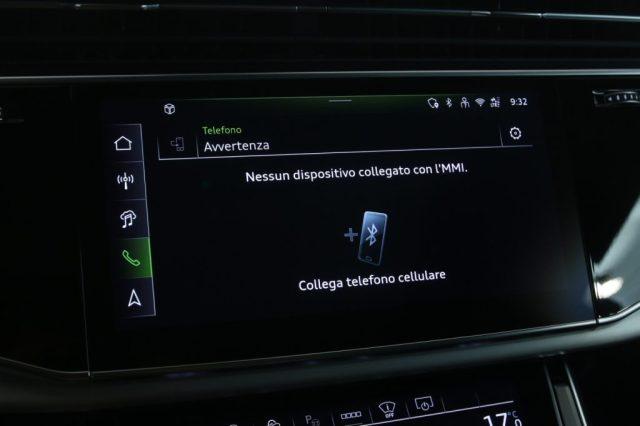 AUDI Q8 50 TDI 286 CV quattro S-line Black Edition