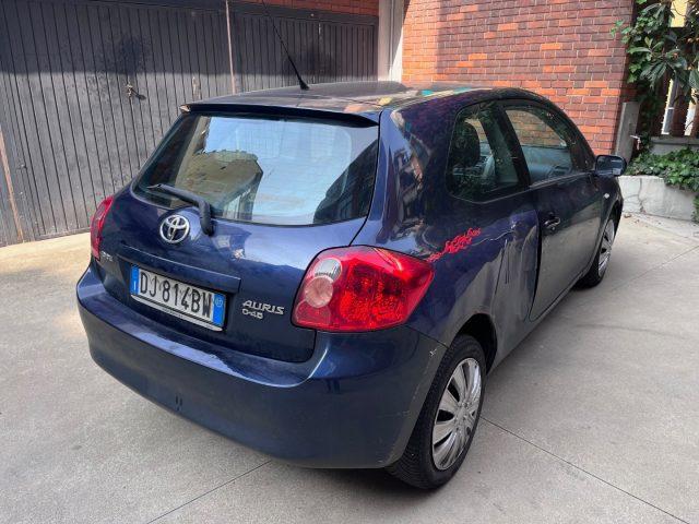TOYOTA Auris 1.4 D-4D 3 porte Sol