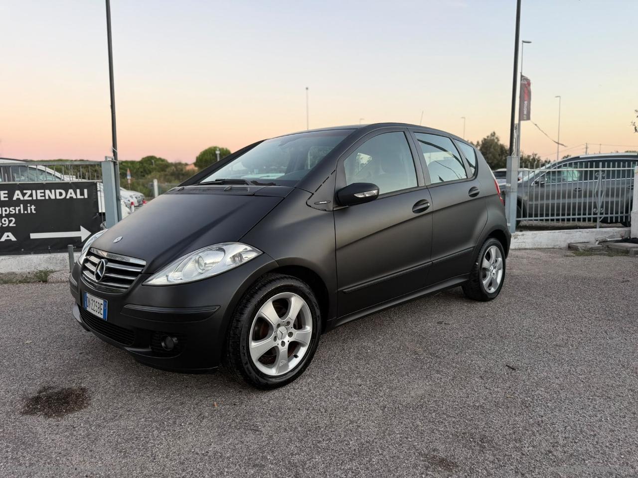 MERCEDES-BENZ A 150 Avantgarde BLACK MATT