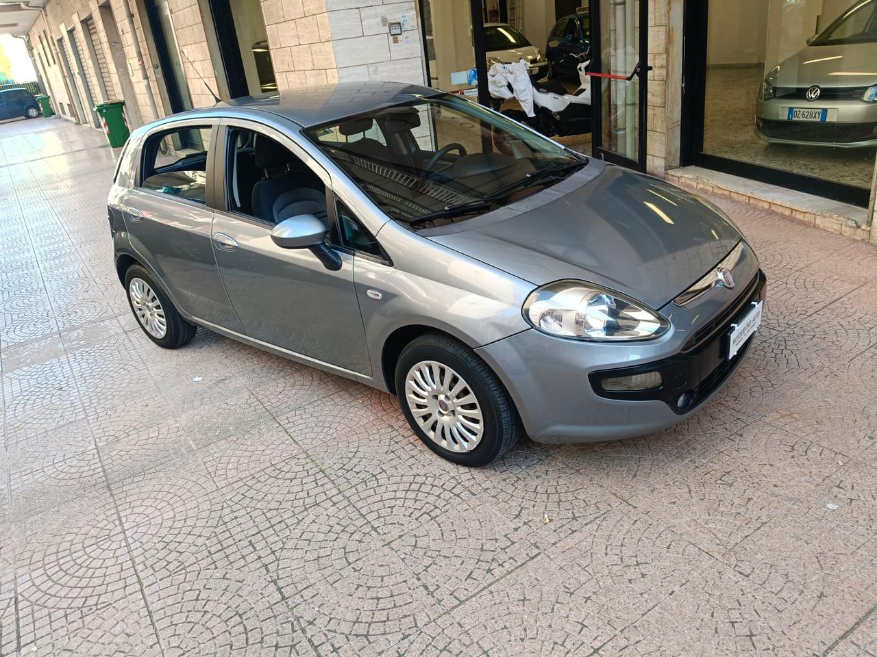 FIAT PUNTO EVO 1.2 5PORTE-NEOPATENTATI-Euro4990-