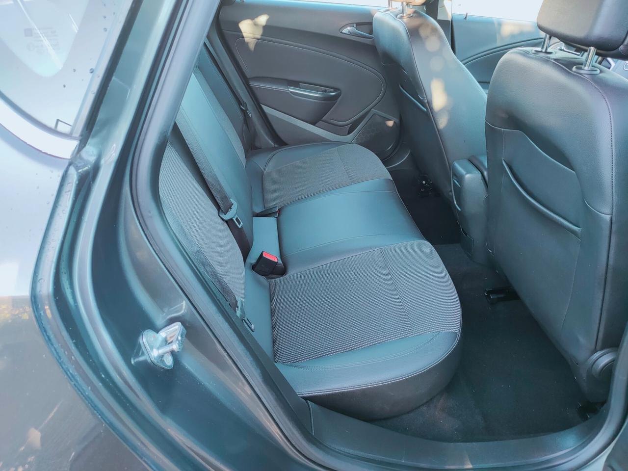 Opel Astra 1.7 CDTI 130CV S&S 5 porte Cosmo