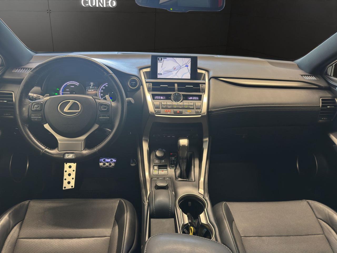 Lexus NX 300h 2.5 F-Sport 4wd cvt