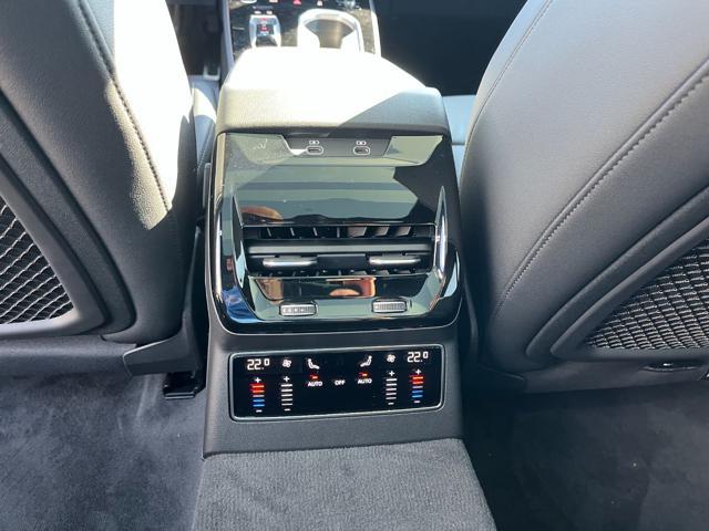 AUDI A6 Avant 40 2.0 TDI S tronic S line edition Km 0
