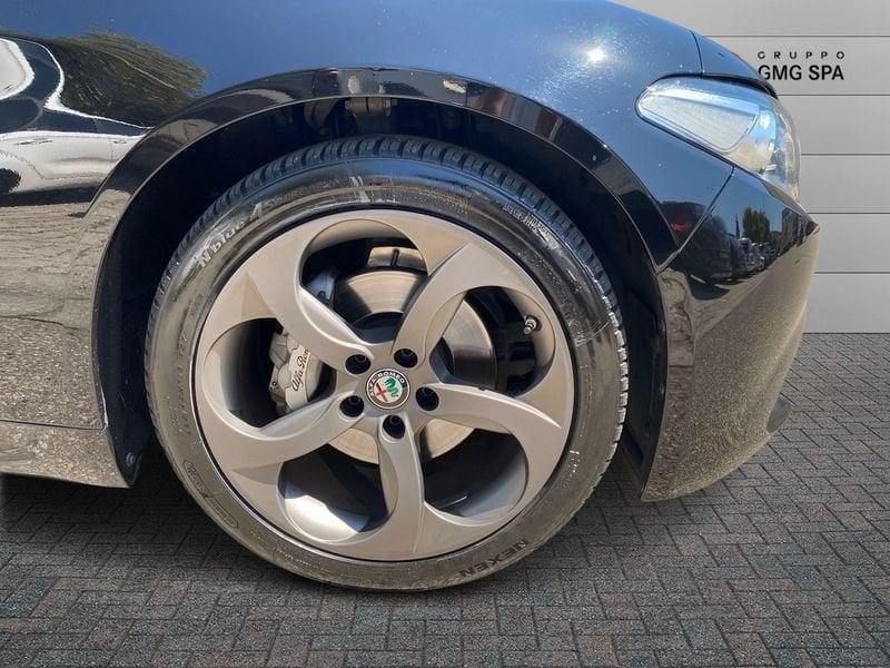 Alfa Romeo Giulia 2.2 t Sport Tech 160cv auto